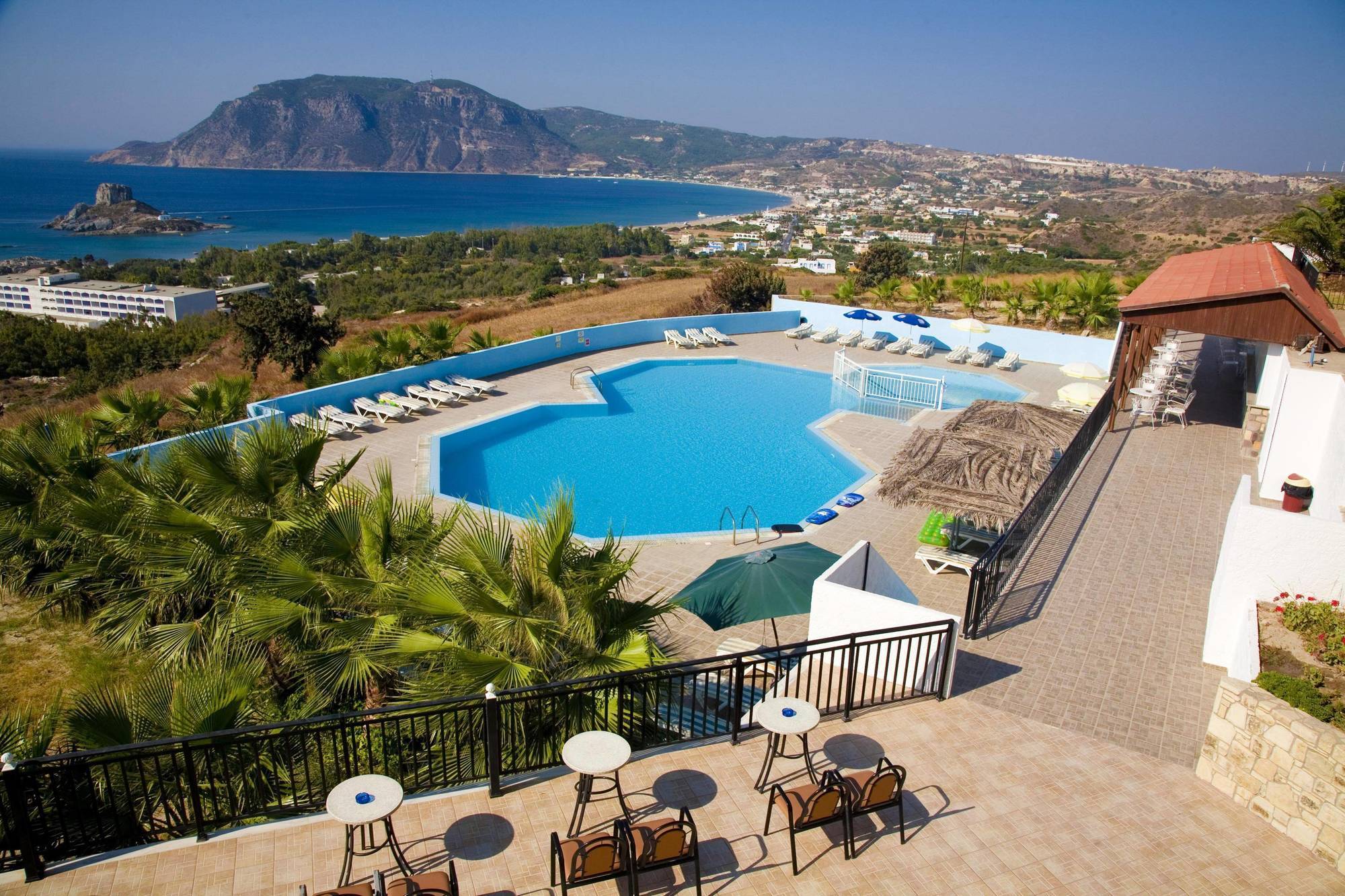 Hotel Pantheon, Kefalos Exterior photo